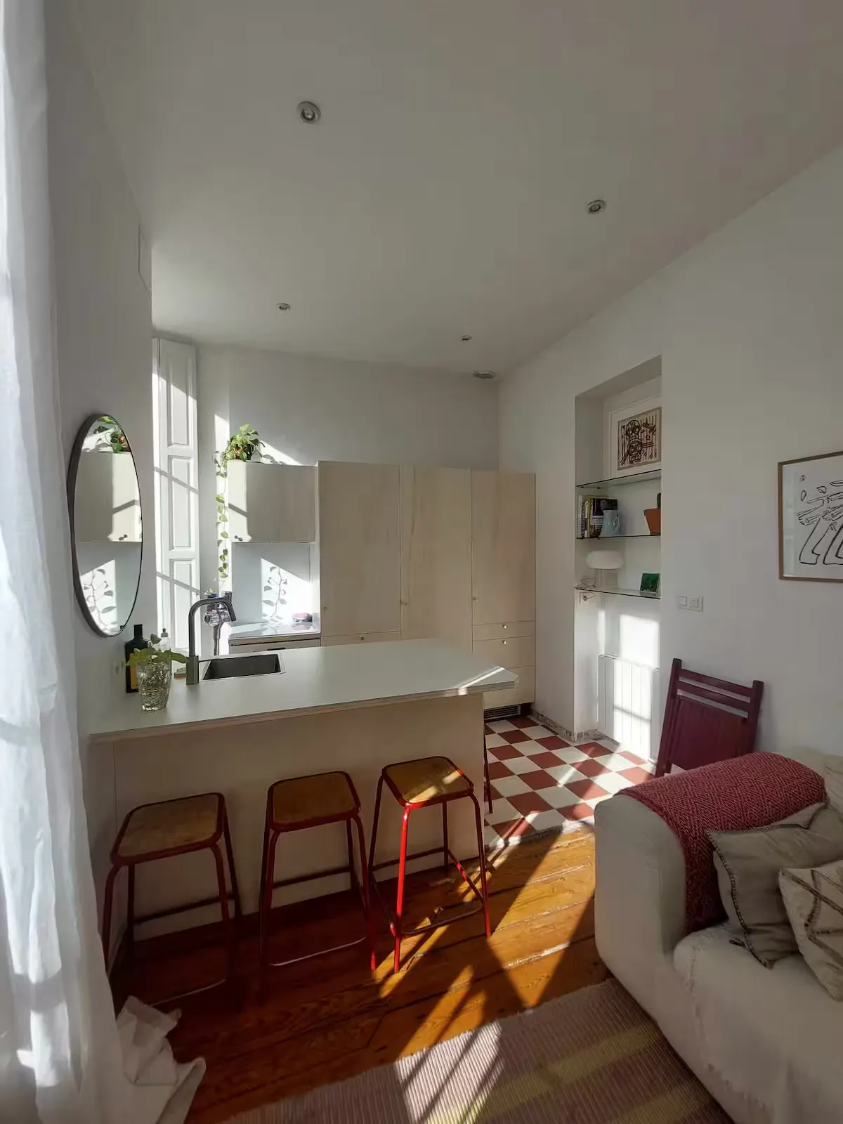 photo annonce airbnb smartphone